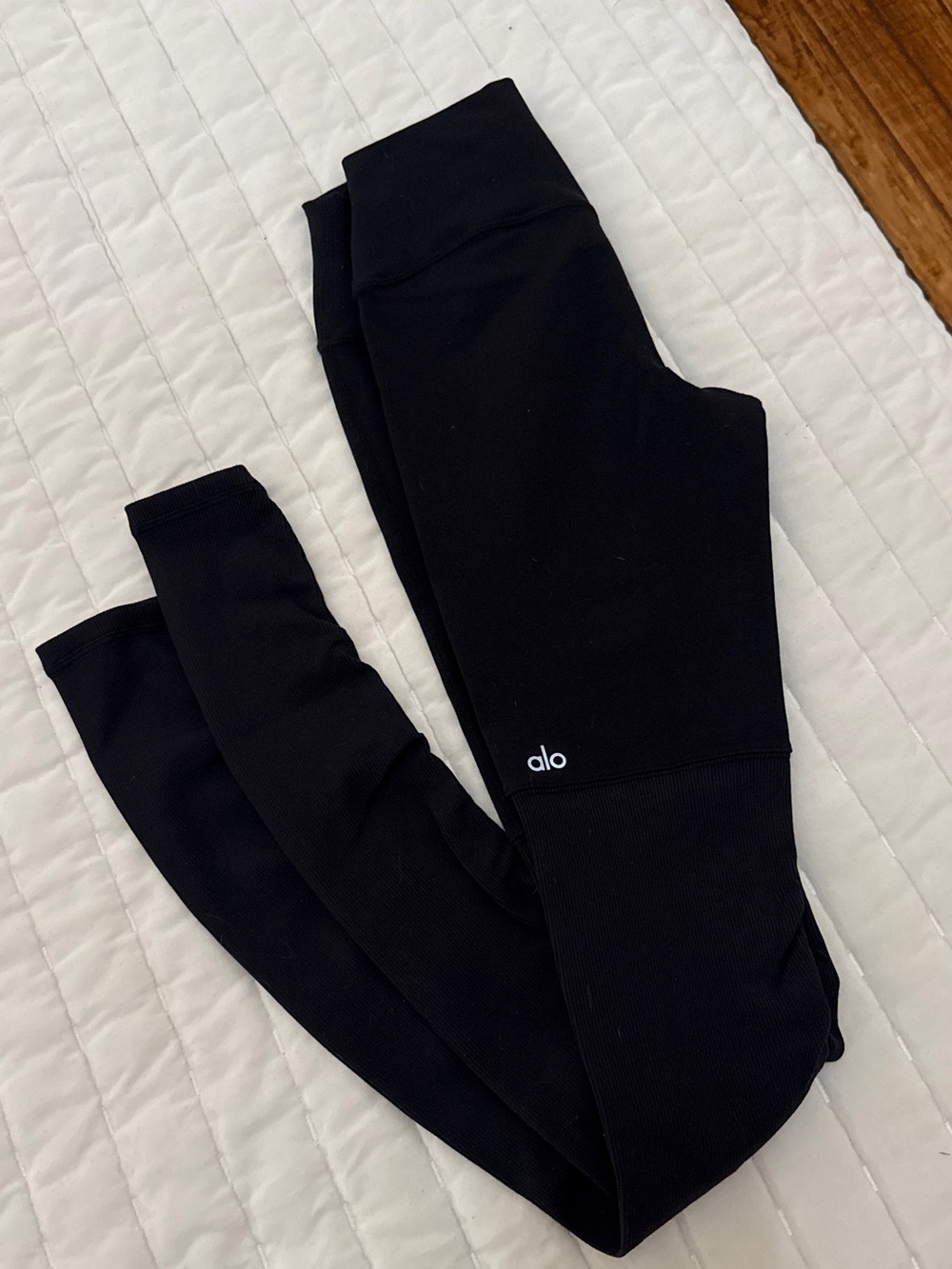 ALO Scrunch Black Active Leggings